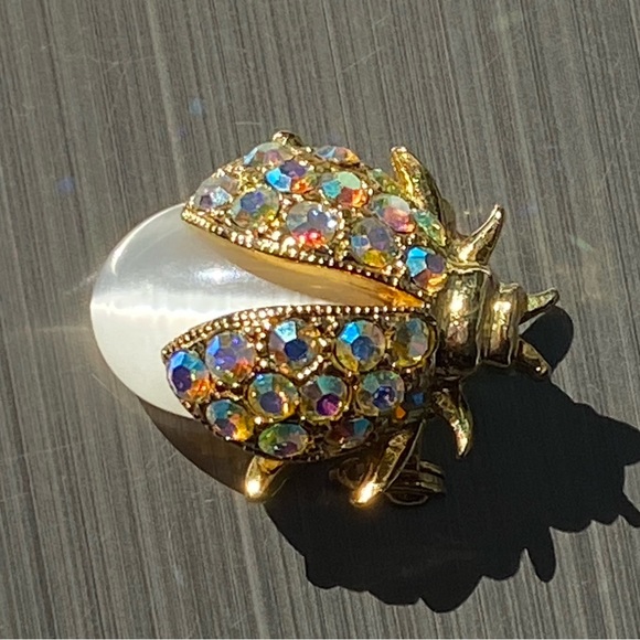 Aurora Borealis Crystal Rhinestone Gold Tone Bug Brooch Pin - Picture 10 of 13